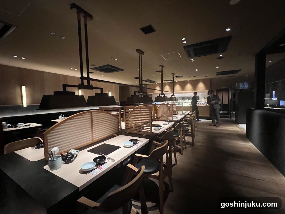 Momo Paradise Shinjuku Higashi-guchi