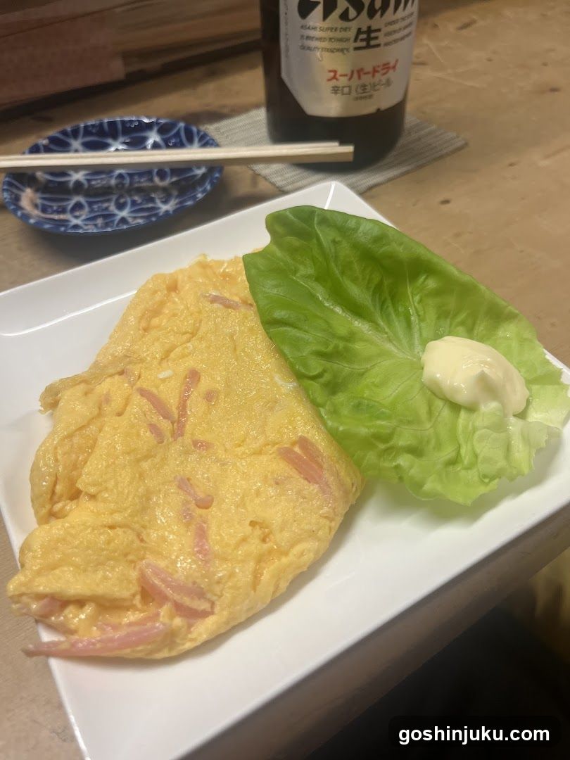 Omelette with Ham and Lettuce