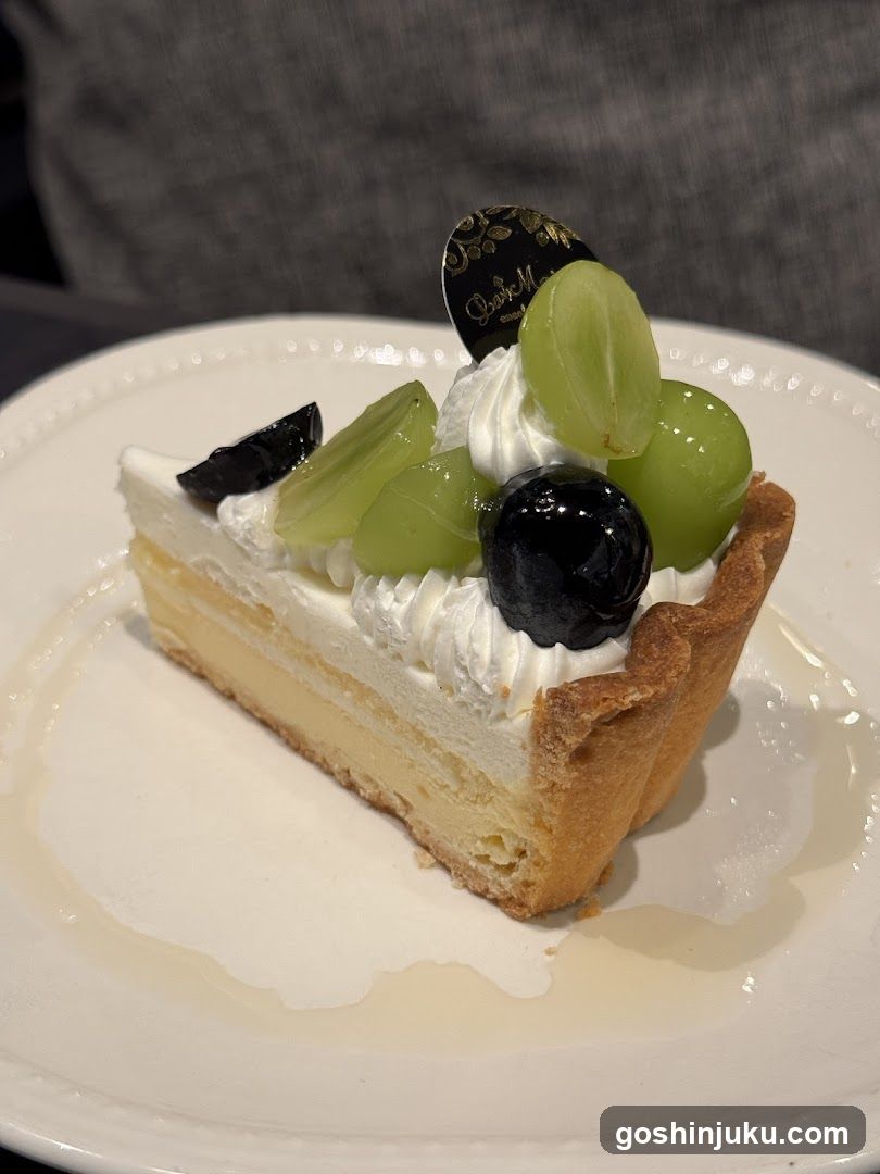 Grape Tart with Whipped Cream