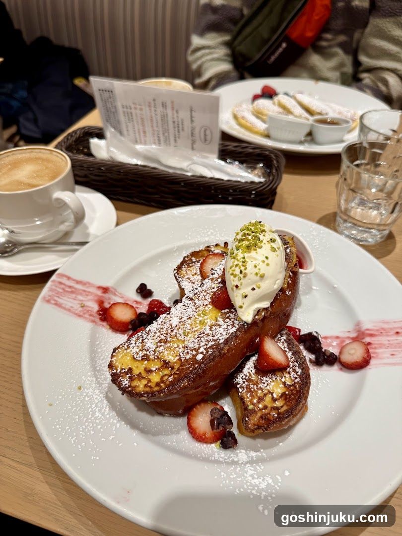 French Toast with Strawberries and Cream