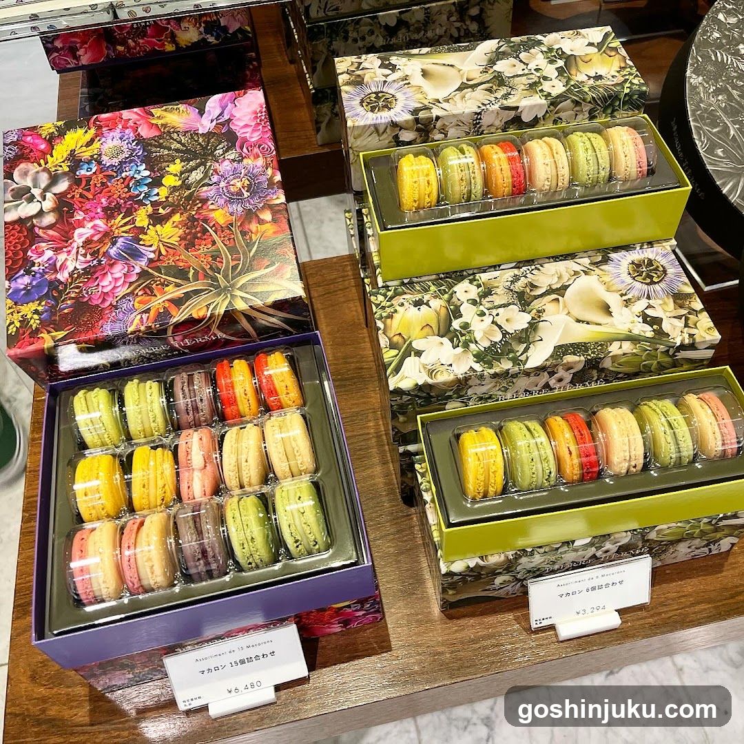 Macaron Display