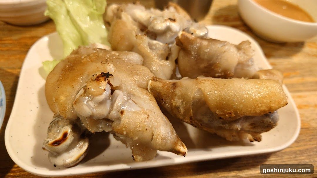 Fried Pork Trotters with Lettuce