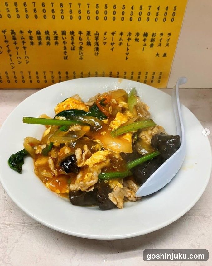 Stir-fry with vegetables and egg