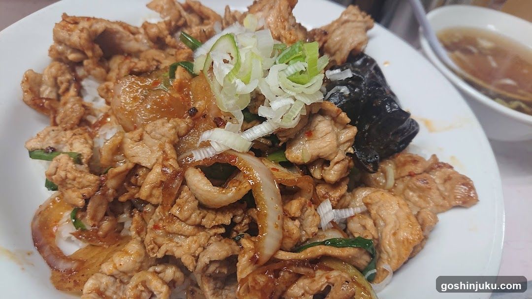 Stir-fried Pork with Onions and Scallions