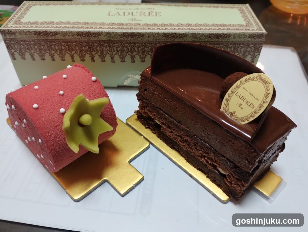 Laduree Pastries Display
