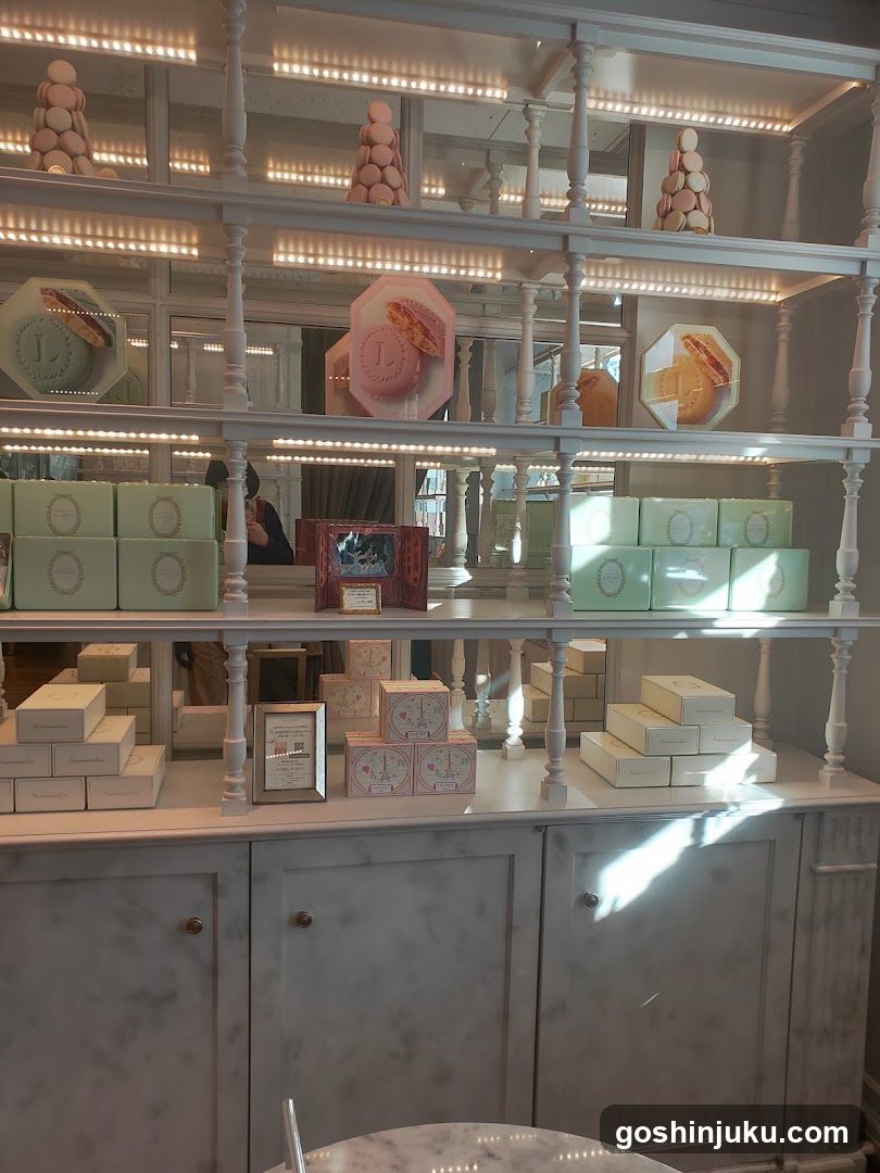 Bakery Display Shelf