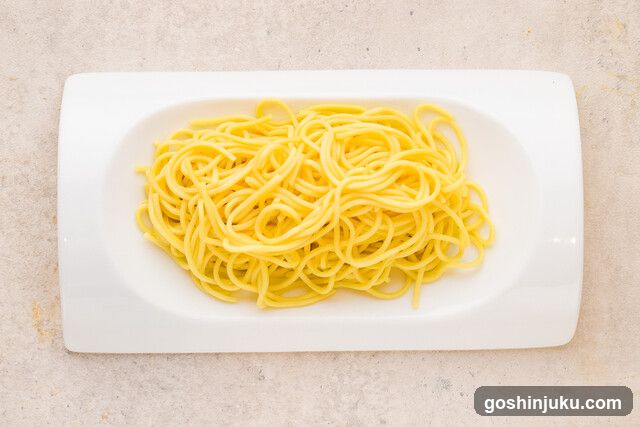 Spaghetti on a white plate