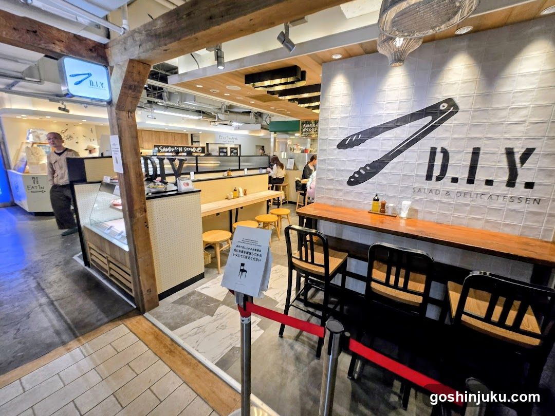 D.I.Y. Salad & Delicatessen