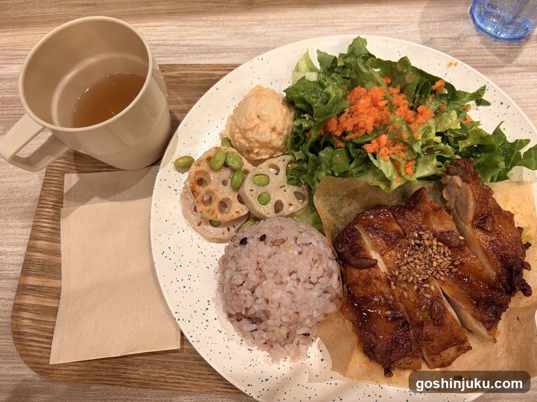 Healthy Meal Plate with Rice, Chicken, Salad and Drink