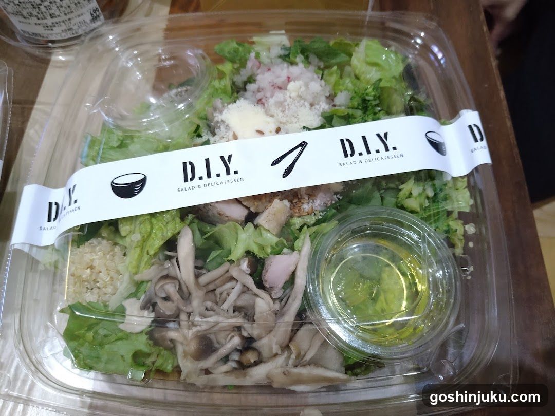 D.I.Y. Salad & Delicatessen Container