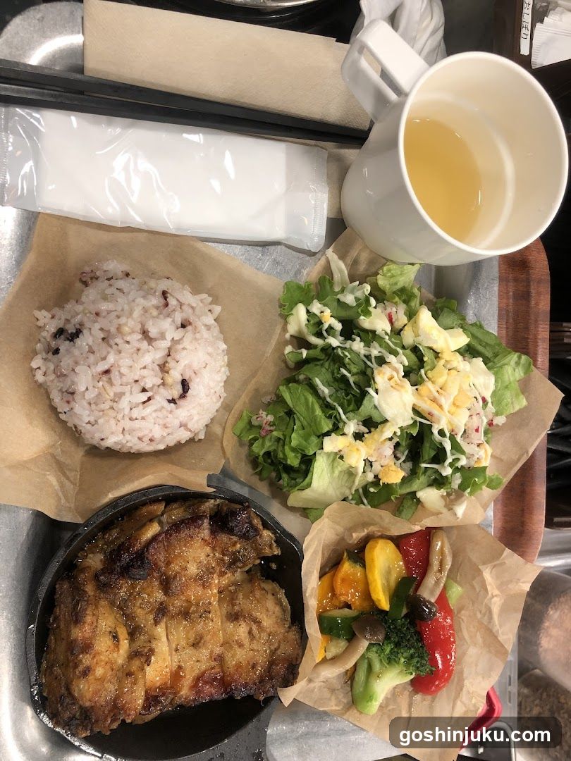 Meal Tray with Chicken and Salad