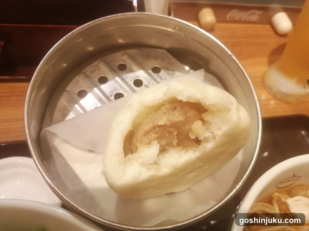 Steamed Bun in Metal Steamer