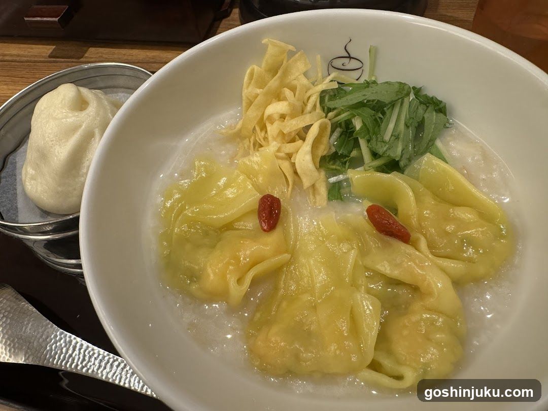 Wonton Soup with Side Dish