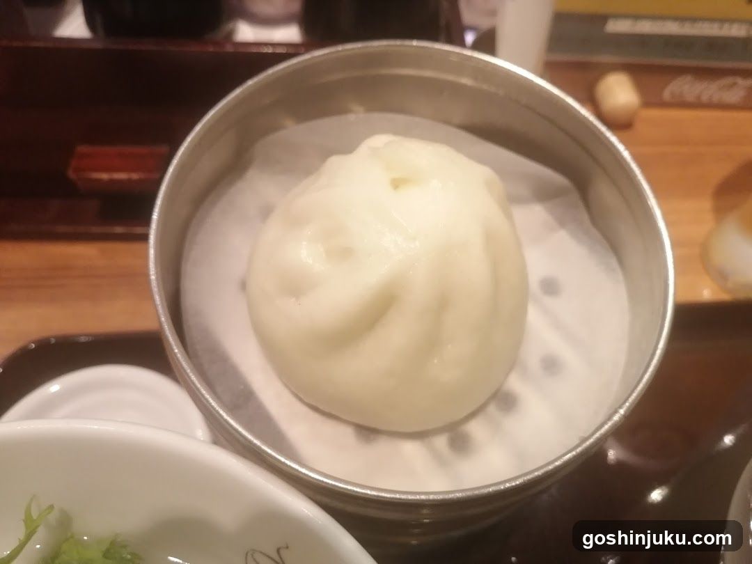 Steamed Bun in Metal Steamer