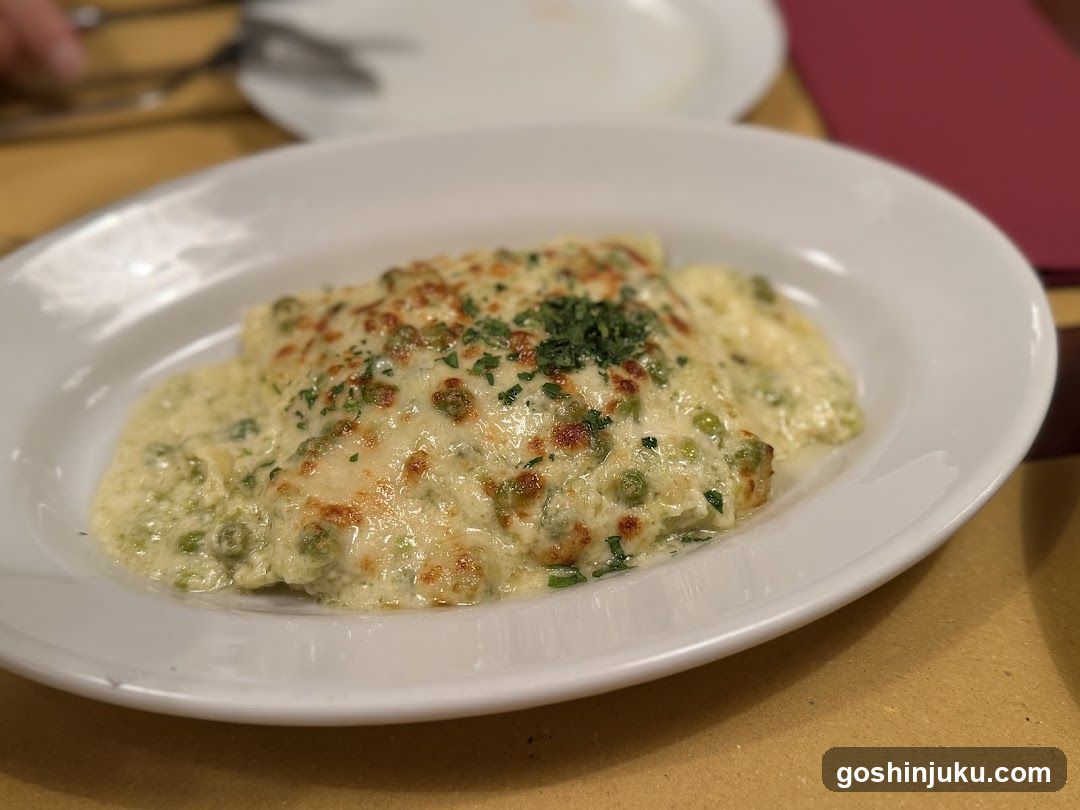 Baked Pasta Dish with Cheese Sauce
