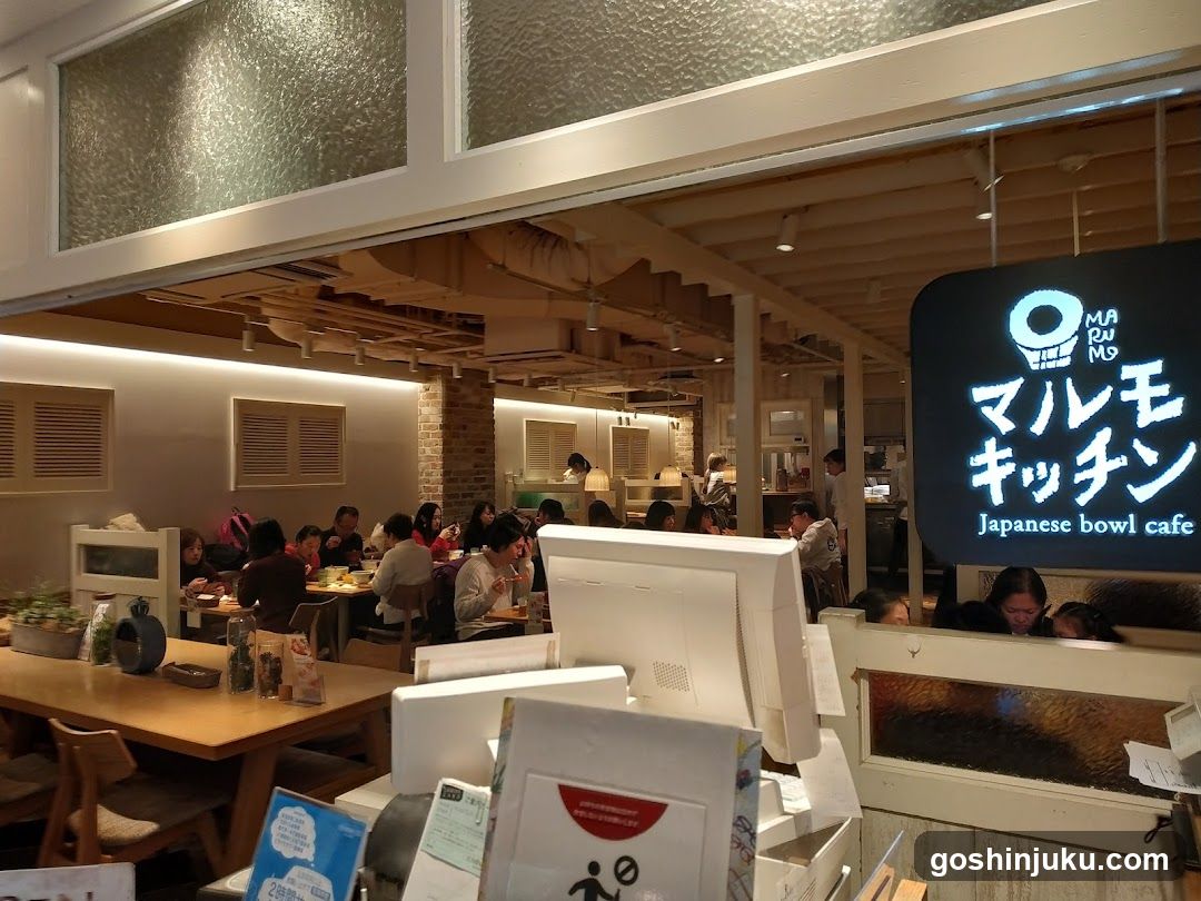 Japanese bowl cafe interior