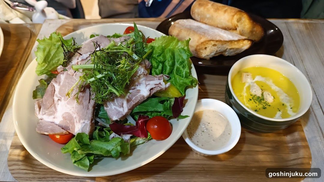 Salad and Bread Meal