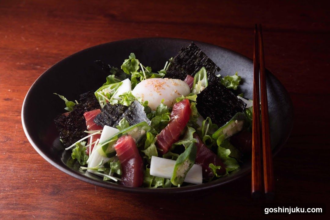 Salad Bowl with Tuna and Egg