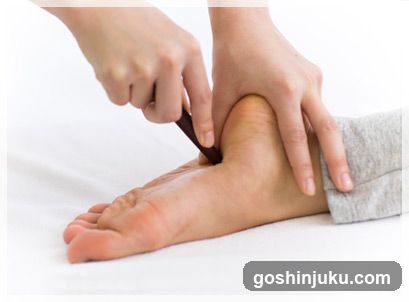 Foot Massage with Razor Tool
