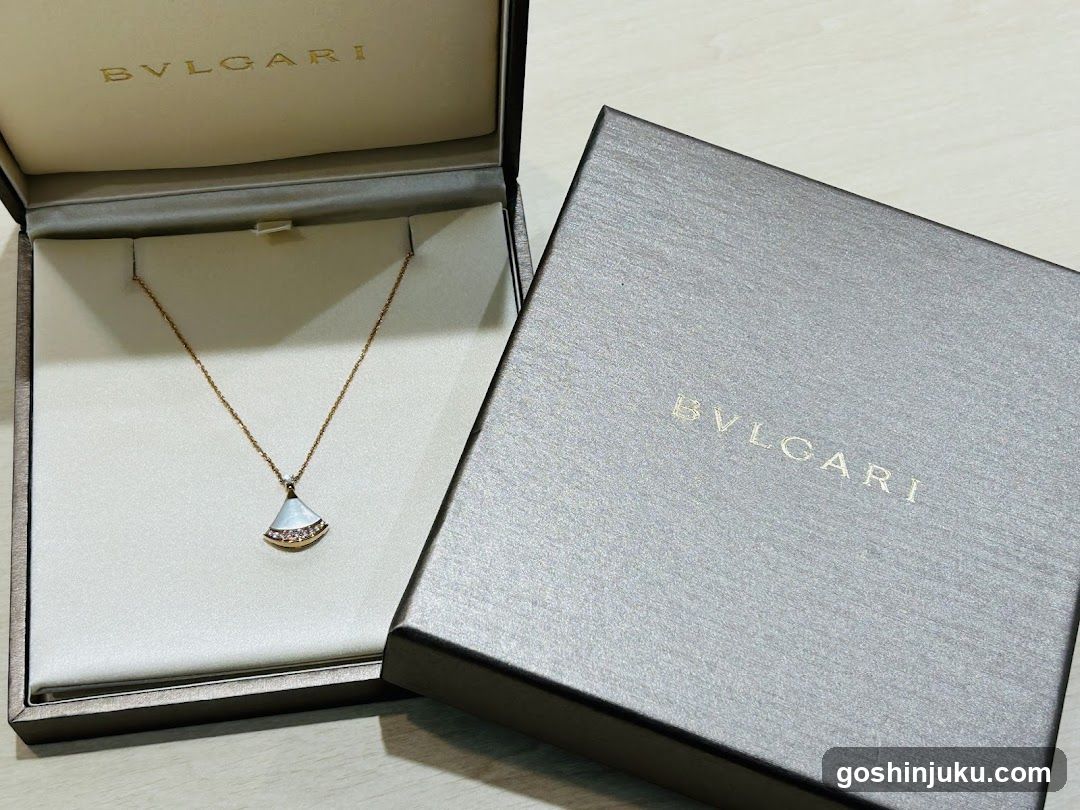 Bvlgari Jewelry Display