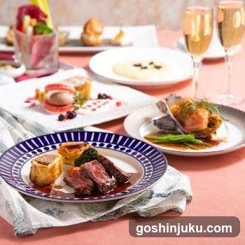 Fine Dining Table Setting