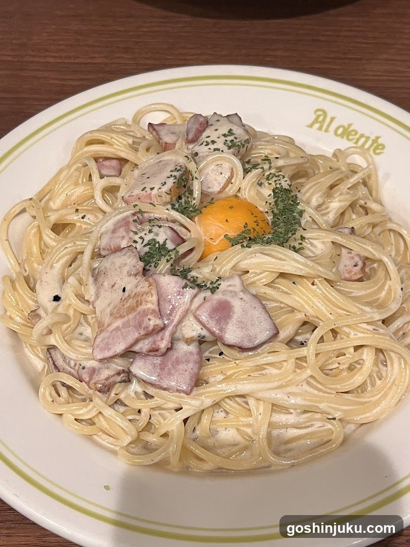 Pasta with Cream Sauce and Egg Yolk