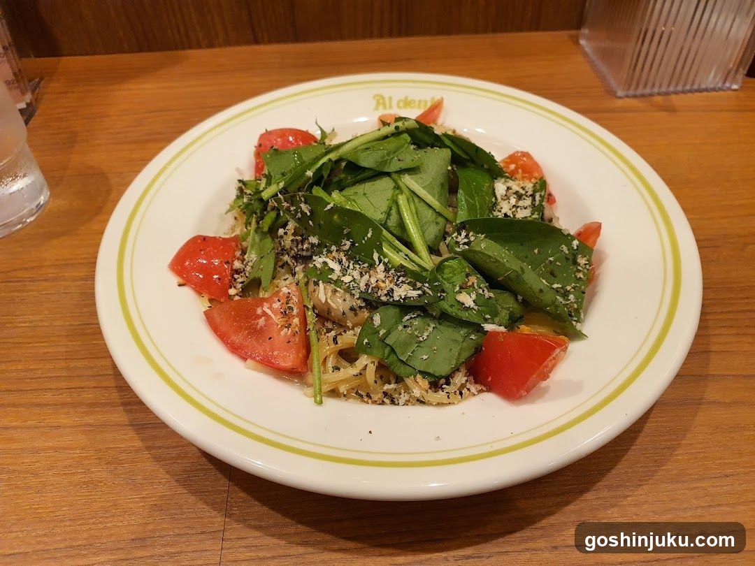 Pasta with Spinach and Tomatoes
