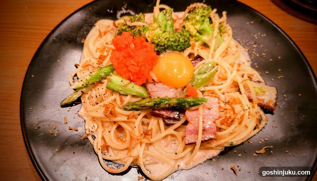 Creamy Pasta with Broccoli and Egg