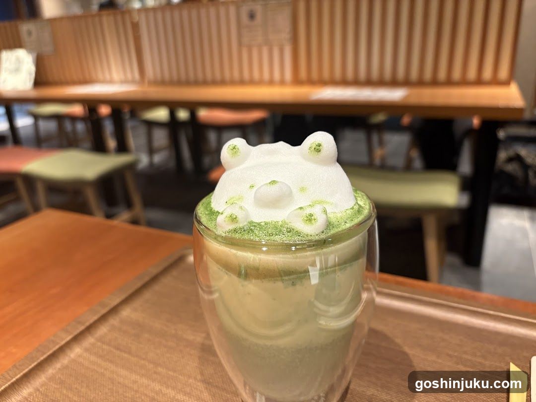 Matcha Latte with Bear Foam Art