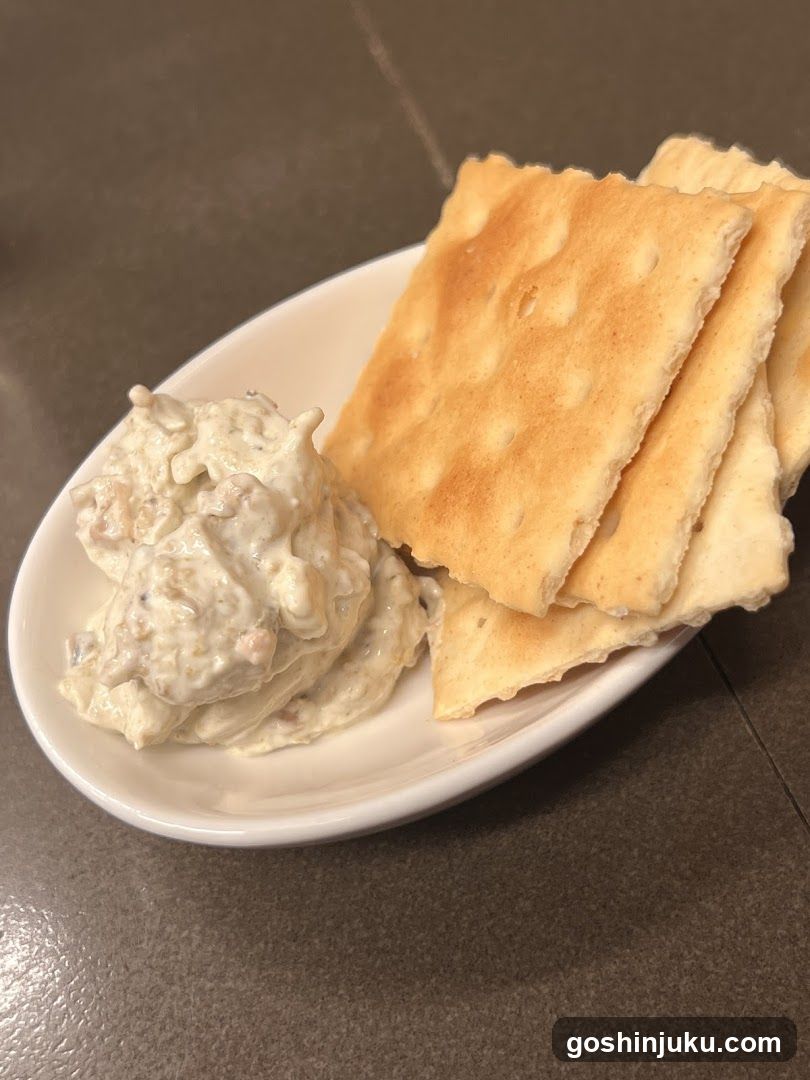 Creamy Dip with Crackers