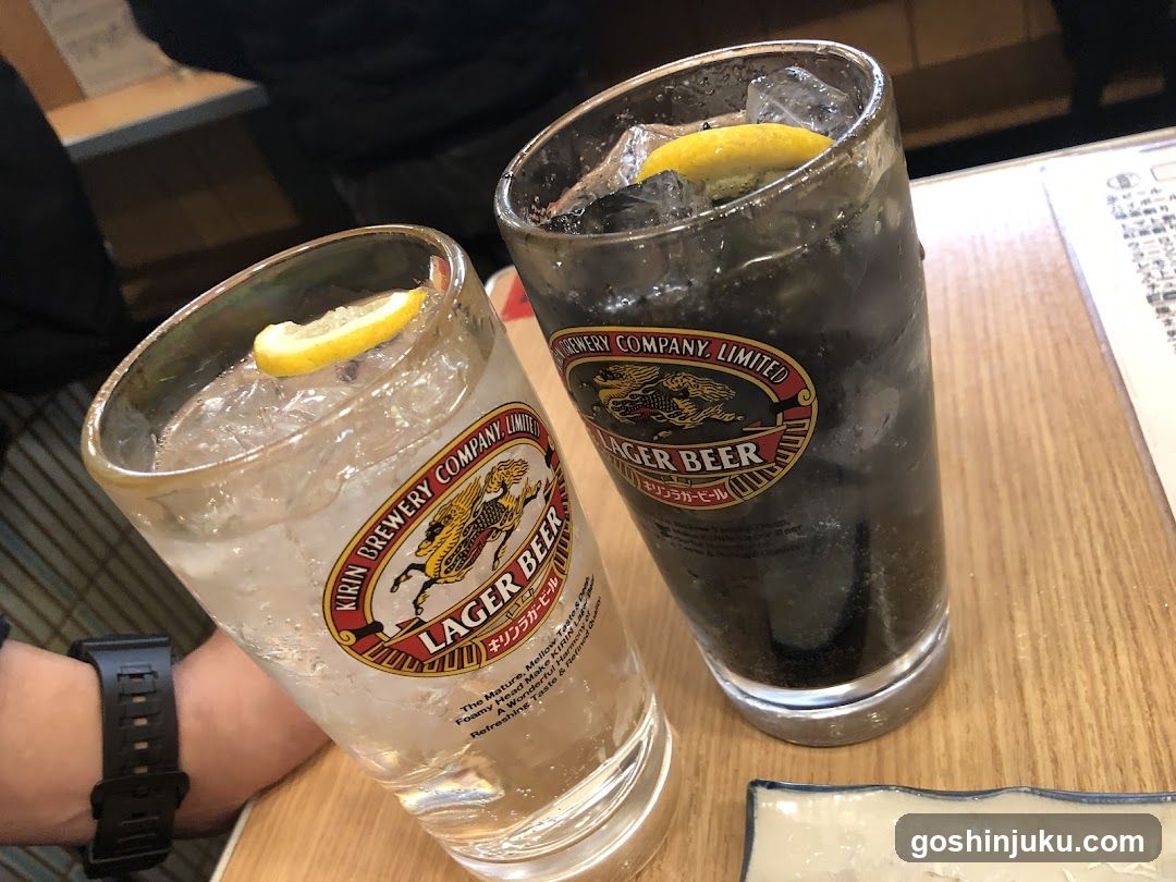 Lager Beer Glasses with Lemon Slices
