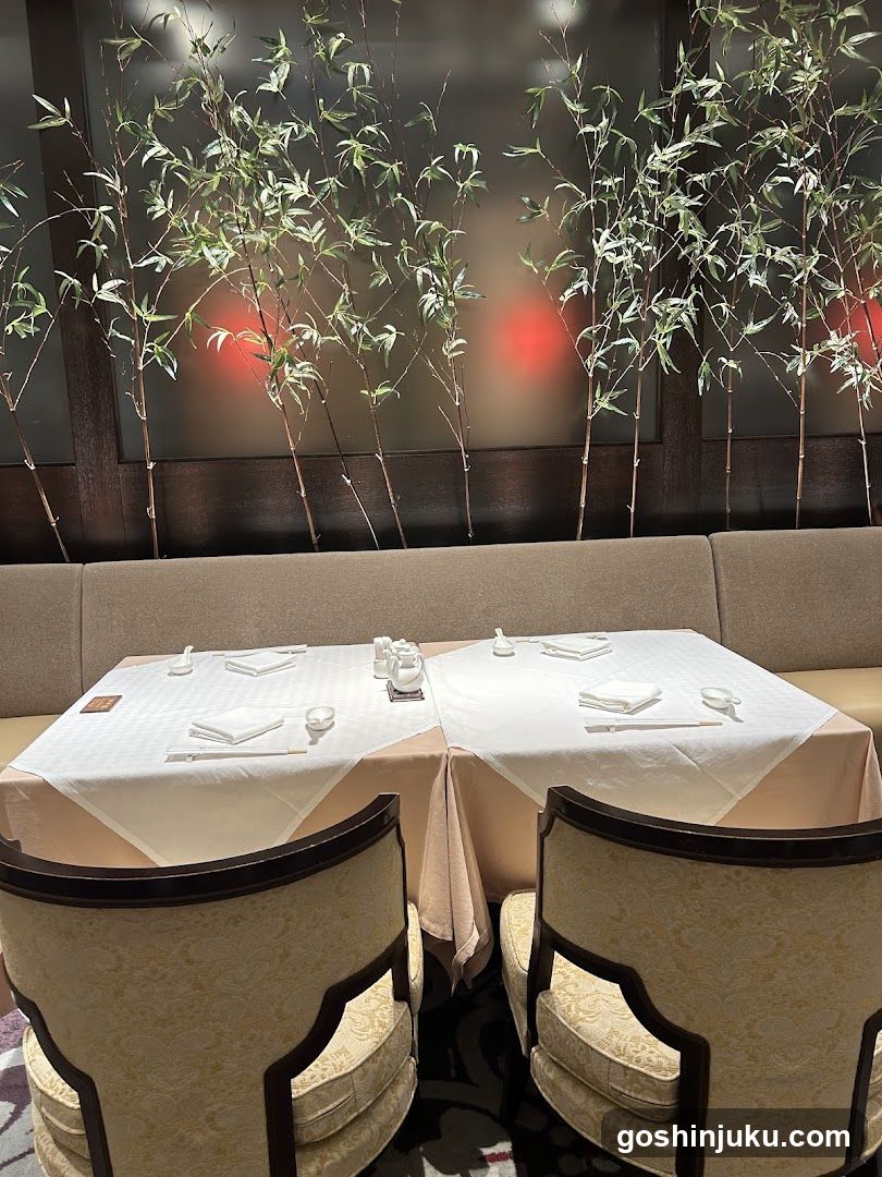 Elegant Dining Table Setup