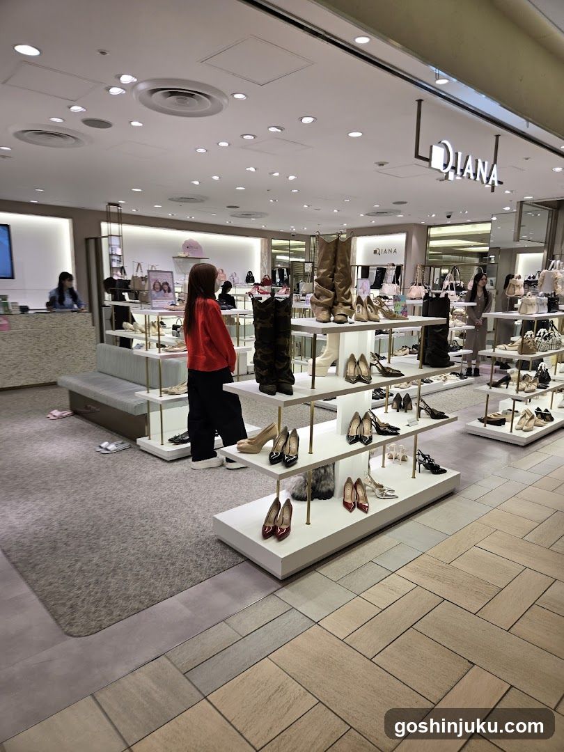 Diana Shoe Store Interior