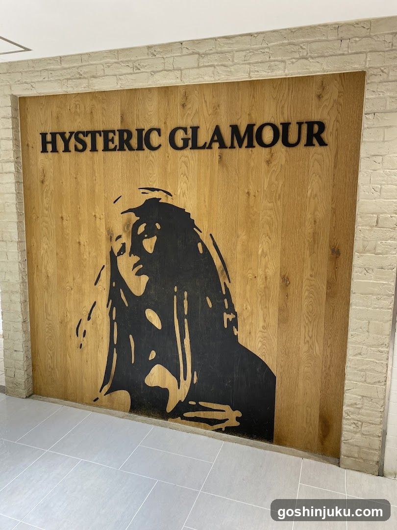 Hysteric Glamour Signage