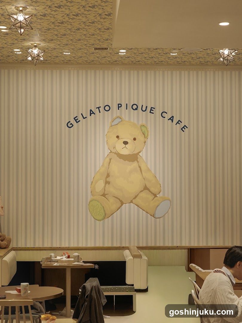 Gelato Pique Cafe Interior