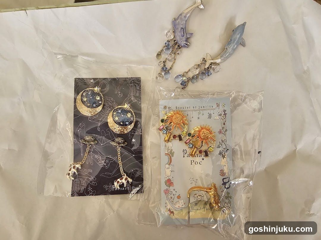 Jewelry and Accessories Display