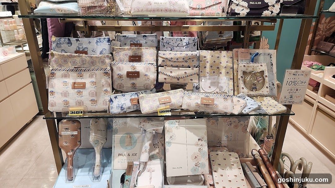 Paul & Joe Store Interior Display