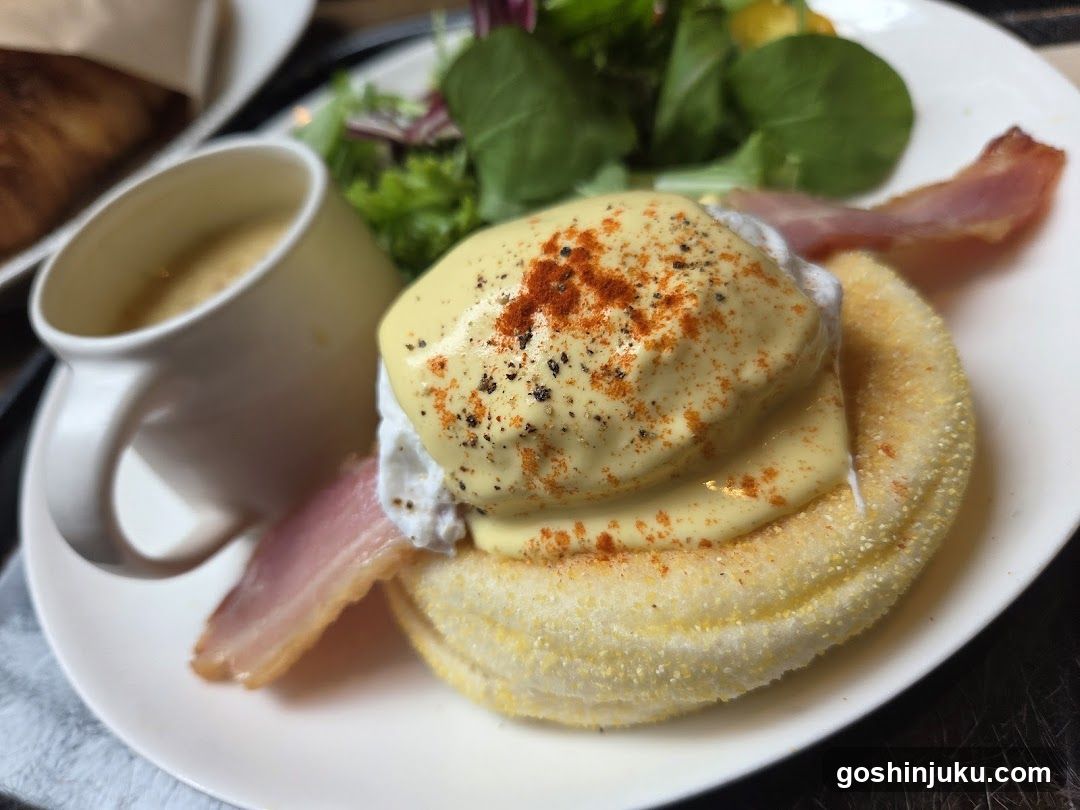 Eggs Benedict with Side Salad and Bacon