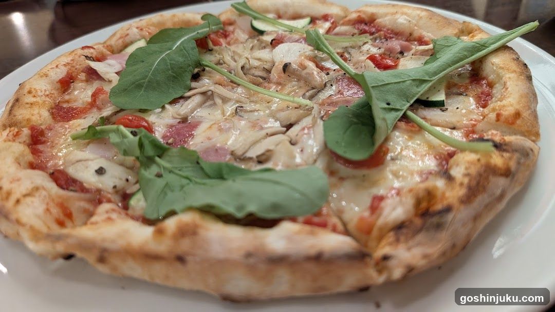 Pizza with Arugula and Mushrooms