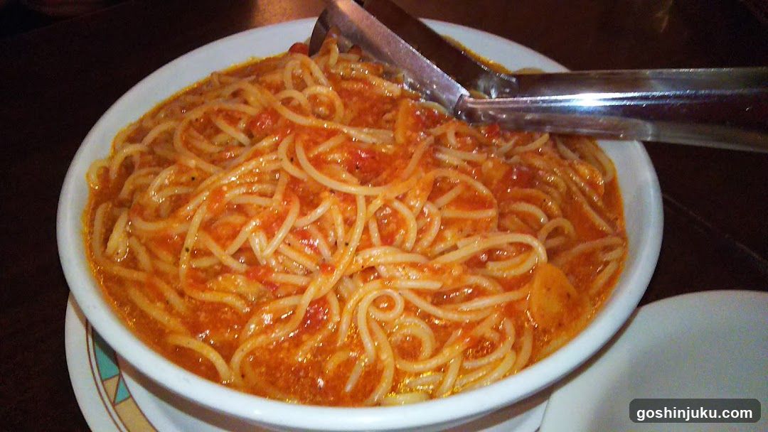 Spaghetti with Tomato Sauce