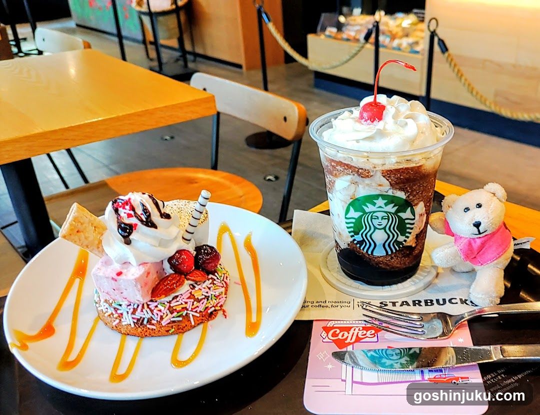 Starbucks Dessert and Drink Set