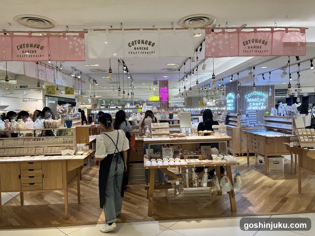 Cotonono Marche Craft Jewelry Store Interior