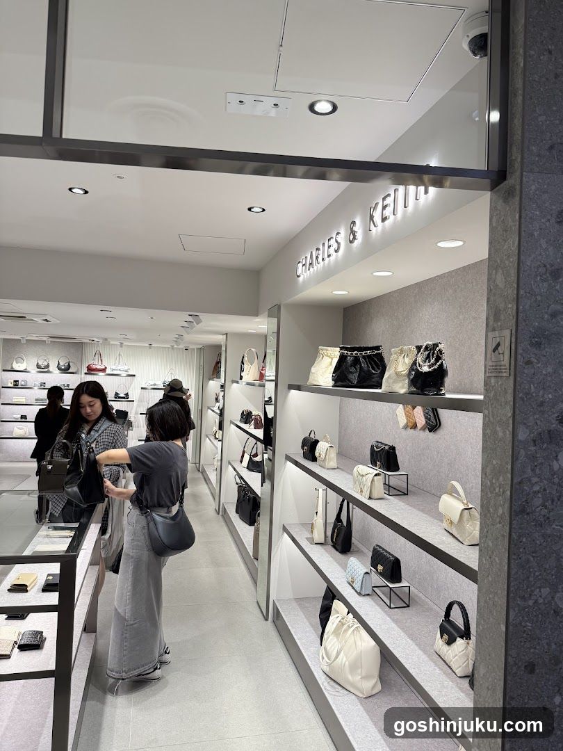 CHARLES & KEITH