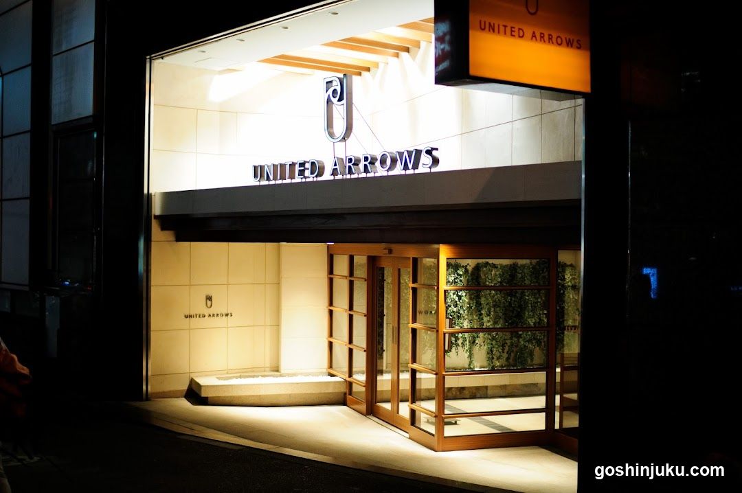 UNITED ARROWS